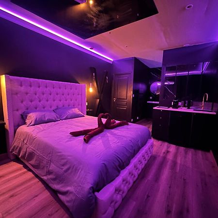 Dark Room Blois - Love Room Сен-Жерве-ла-Форе Экстерьер фото
